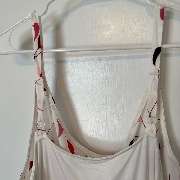 LANE Bryant 18/20 2x White and Red Flowy Cami Tank Top - Picture 9 of 12